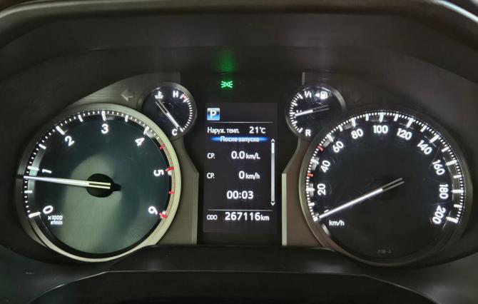 Toyota Land Cruiser Prado 150 Series Рестайлинг 2 с пробегом 2018 года, цена 3 750 000 рублей, 266900 км, внедорожник, Автокод Объявления