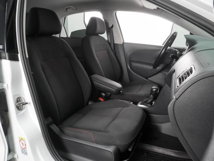 Volkswagen Polo V Рестайлинг Воронеж  - изображение 8