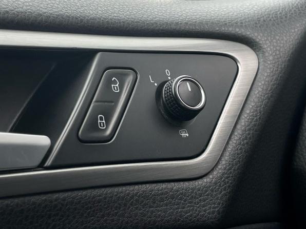Volkswagen Golf VII с пробегом 2013 года, цена 1 330 000 рублей, 168400 км, хэтчбек, Автокод Объявления