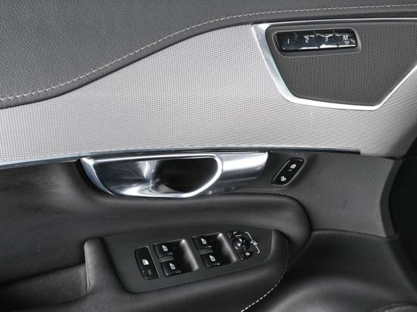 Volvo XC90 II Рестайлинг 1 с пробегом 2021 года, цена 4 935 000 рублей, 106360 км, внедорожник, Автокод Объявления