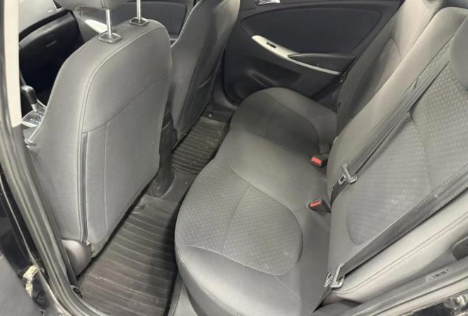 Hyundai Solaris I с пробегом 2012 года, цена 650 000 рублей, 198599 км, хэтчбек, Автокод Объявления