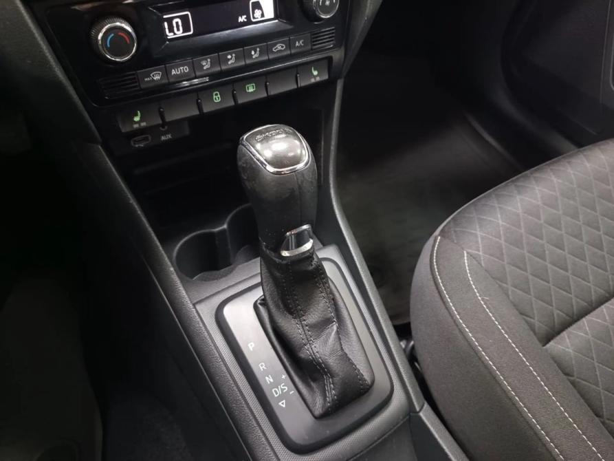 Skoda Rapid I Москва  - изображение 13