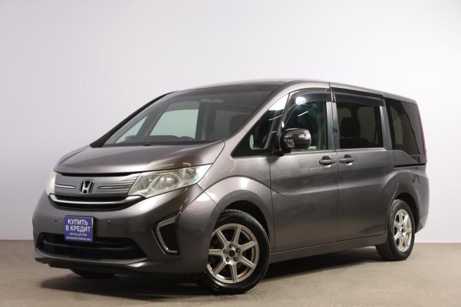 Honda Stepwgn V с пробегом 2016 года, цена 1 699 000 рублей, 115000 км, минивэн, Автокод Объявления