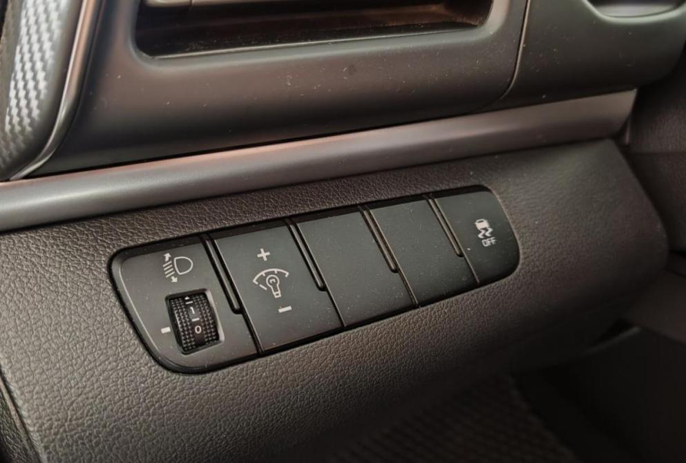 Hyundai Elantra VI (AD) Рестайлинг Ярославль  - изображение 18