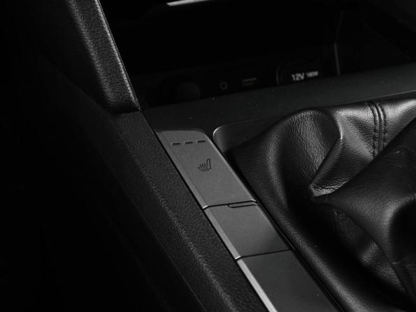 Hyundai Elantra VI (AD) с пробегом 2016 года, цена 1 399 000 рублей, 96075 км, седан, Автокод Объявления