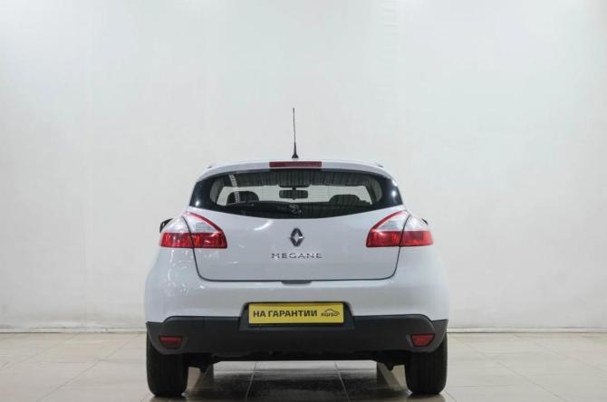 Renault Megane III Рестайлинг с пробегом 2013 года, цена 599 000 рублей, 194000 км, хэтчбек, Автокод Объявления