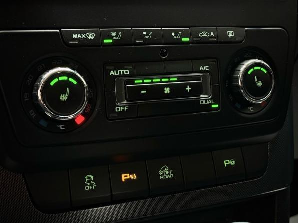 Skoda Yeti I Рестайлинг с пробегом 2014 года, цена 1 479 000 рублей, 109613 км, внедорожник, Автокод Объявления