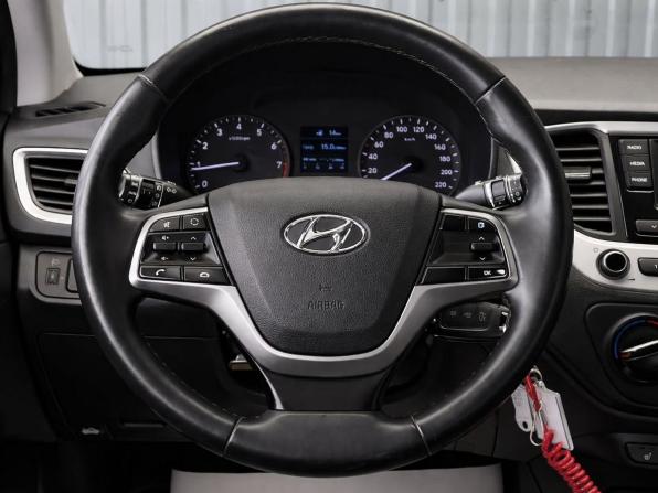 Hyundai Solaris II с пробегом 2017 года, цена 1 217 000 рублей, 85917 км, седан, Автокод Объявления