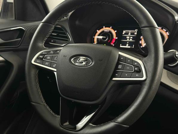 Lada (ВАЗ) Vesta I Рестайлинг (NG) с пробегом 2023 года, цена 1 240 000 рублей, 7504 км, седан, Автокод Объявления