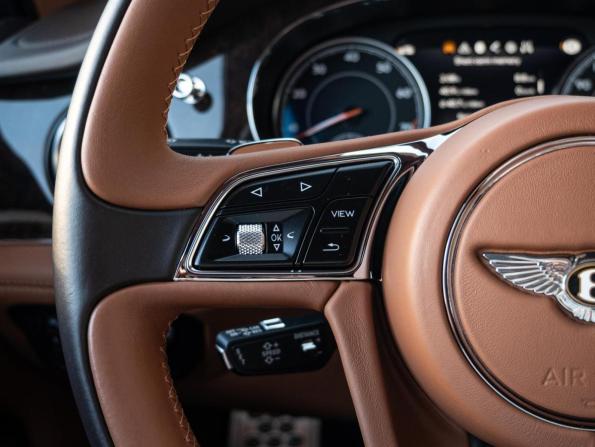 Bentley Bentayga I с пробегом 2019 года, цена 13 250 000 рублей, 21470 км, внедорожник, Автокод Объявления