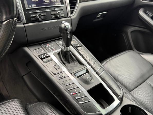 Porsche Macan I с пробегом 2014 года, цена 2 899 000 рублей, 100750 км, внедорожник, Автокод Объявления