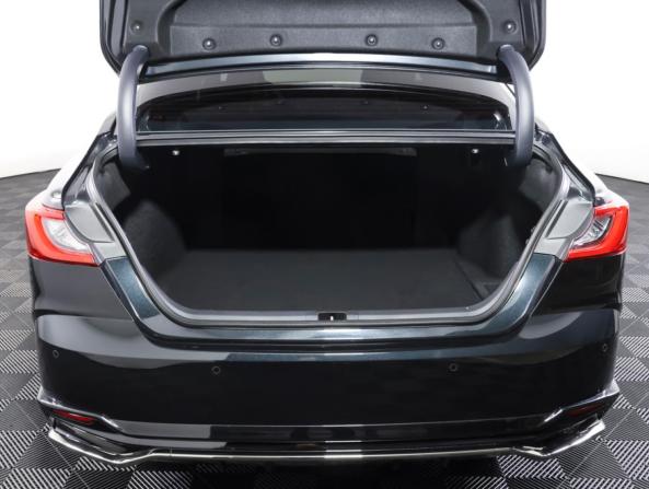 Toyota Camry IX (XV80) China Market с пробегом 2026 года, цена 3 990 000 рублей, 2133 км, седан, Автокод Объявления