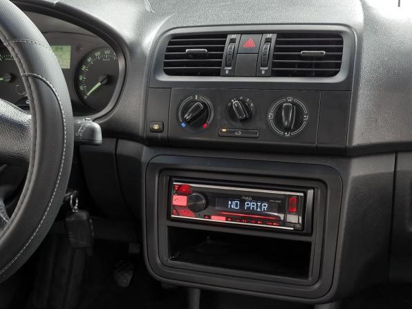 Skoda Fabia II Рестайлинг с пробегом 2010 года, цена 347 000 рублей, 169157 км, хэтчбек, Автокод Объявления