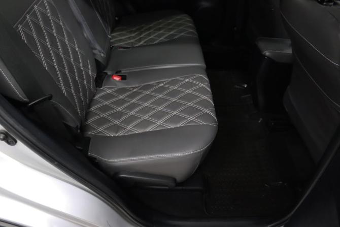 Toyota RAV4 IV (XA40) с пробегом 2013 года, цена 1 645 450 рублей, 317342 км, внедорожник, Автокод Объявления