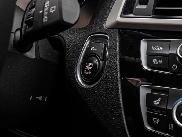 BMW 1 серии II (F20/F21) Рестайлинг 2 с пробегом 2018 года, цена 1 650 000 рублей, 165624 км, хэтчбек, Автокод Объявления