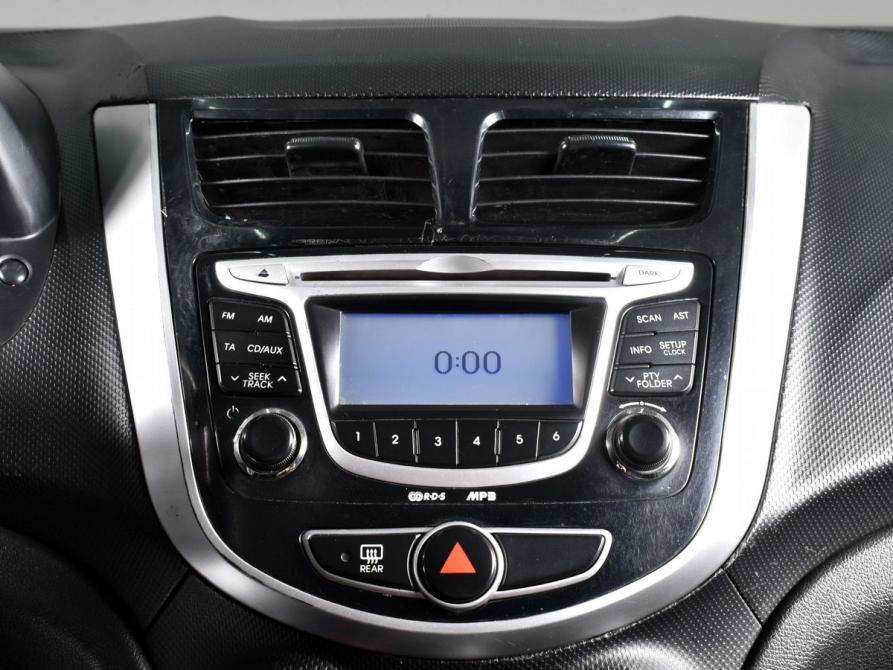 Hyundai Solaris I Кемерово  - изображение 13