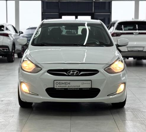 Hyundai Solaris I с пробегом 2011 года, цена 639 000 рублей, 283500 км, седан, Автокод Объявления