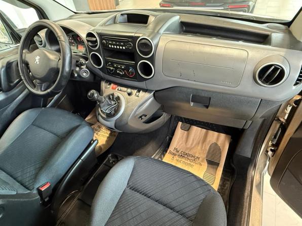 Peugeot Partner II с пробегом 2010 года, цена 656 000 рублей, 182500 км, компактвэн, Автокод Объявления