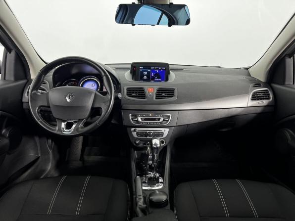Renault Fluence I Рестайлинг с пробегом 2014 года, цена 990 000 рублей, 100000 км, седан, Автокод Объявления