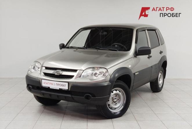 Chevrolet Niva I Рестайлинг с пробегом 2015 года, цена 628 000 рублей, 166596 км, внедорожник, Автокод Объявления
