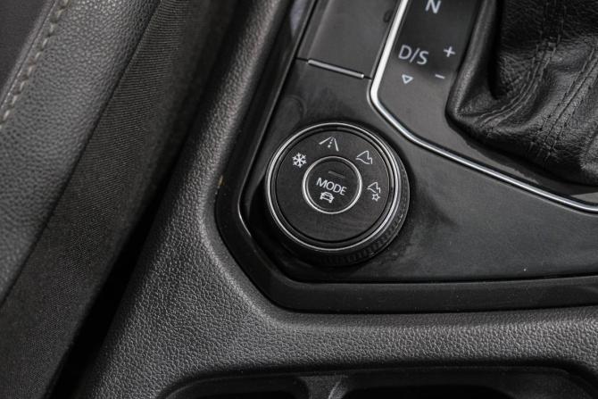 Volkswagen Tiguan II с пробегом 2018 года, цена 2 749 000 рублей, 179000 км, внедорожник, Автокод Объявления