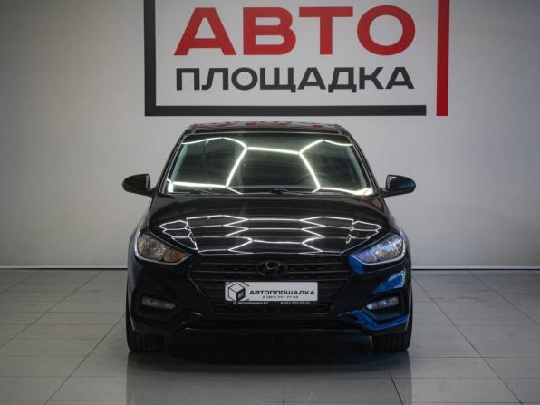 Hyundai Solaris II с пробегом 2018 года, цена 1 369 000 рублей, 86345 км, седан, Автокод Объявления