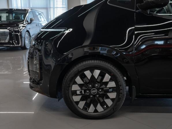 Hyundai Staria I с пробегом 2025 года, цена 8 600 000 рублей, 2846 км, минивэн, Автокод Объявления