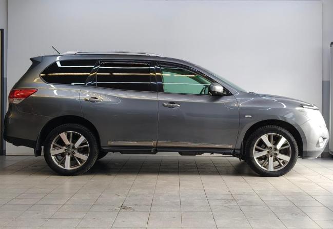 Nissan Pathfinder IV с пробегом 2015 года, цена 1 800 000 рублей, 198001 км, внедорожник, Автокод Объявления
