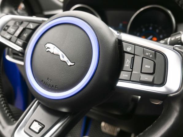 Jaguar F-Pace I с пробегом 2017 года, цена 2 990 000 рублей, 133661 км, внедорожник, Автокод Объявления
