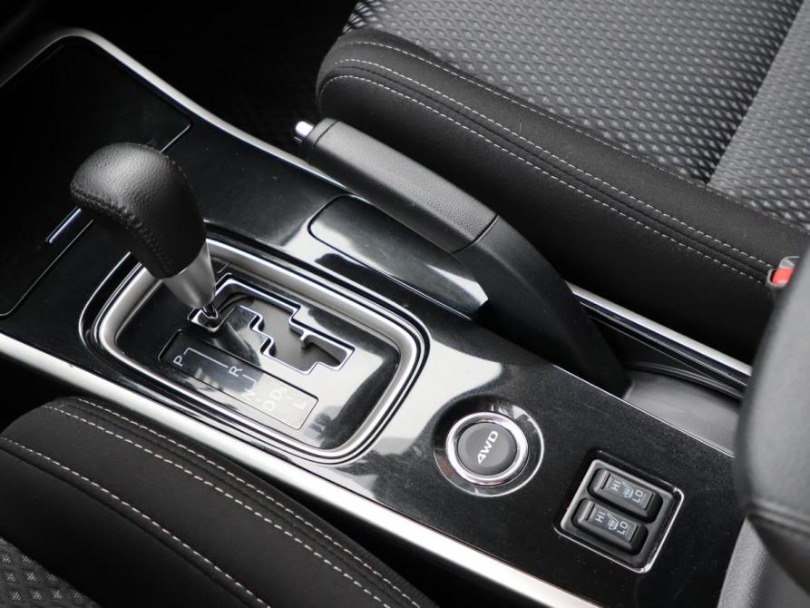 Mitsubishi Outlander III Рестайлинг 2 Санкт-Петербург  - изображение 17