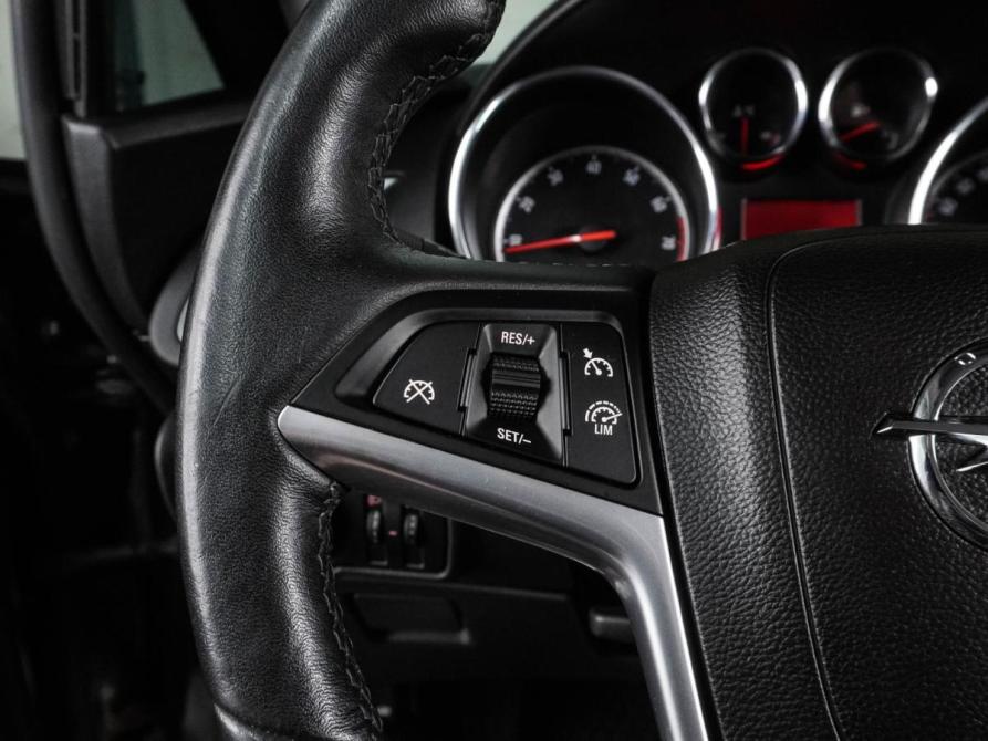 Opel Astra J Рестайлинг Воронеж  - изображение 15