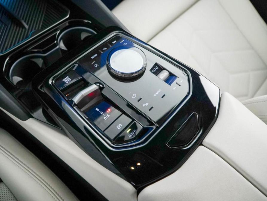 BMW 5 серии VIII (G60/G61/G68) Москва  - изображение 16