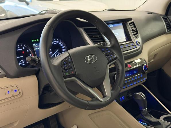 Hyundai Tucson III с пробегом 2018 года, цена 1 799 000 рублей, 119000 км, внедорожник, Автокод Объявления