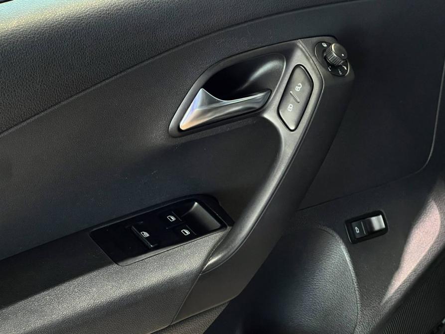 Volkswagen Polo V Рестайлинг Оренбург  - изображение 16