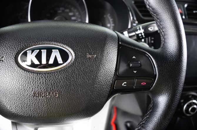 Kia Rio III с пробегом 2013 года, цена 819 000 рублей, 212032 км, седан, Автокод Объявления