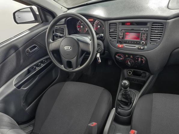 Kia Rio II Рестайлинг с пробегом 2010 года, цена 339 000 рублей, 245330 км, хэтчбек, Автокод Объявления