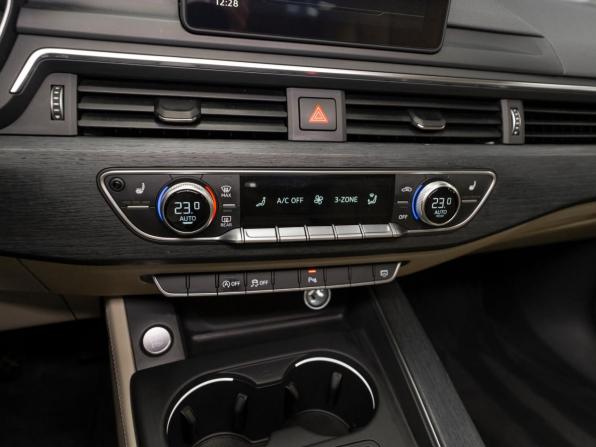 Audi A4 V (B9) с пробегом 2016 года, цена 1 960 000 рублей, 142534 км, седан, Автокод Объявления
