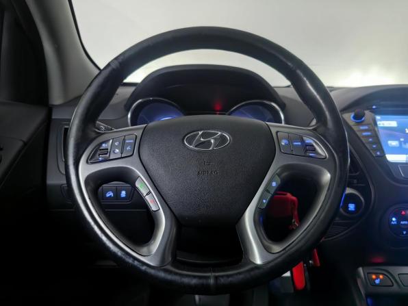 Hyundai ix35 I Рестайлинг с пробегом 2014 года, цена 1 190 000 рублей, 166961 км, внедорожник, Автокод Объявления