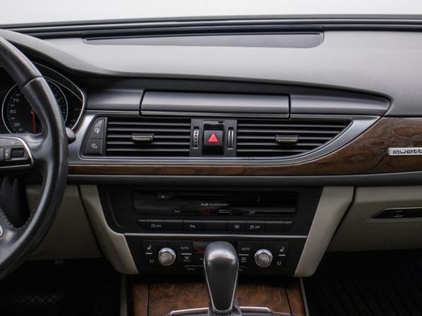 Audi A6 IV (C7) Рестайлинг с пробегом 2015 года, цена 2 280 000 рублей, 186568 км, седан, Автокод Объявления
