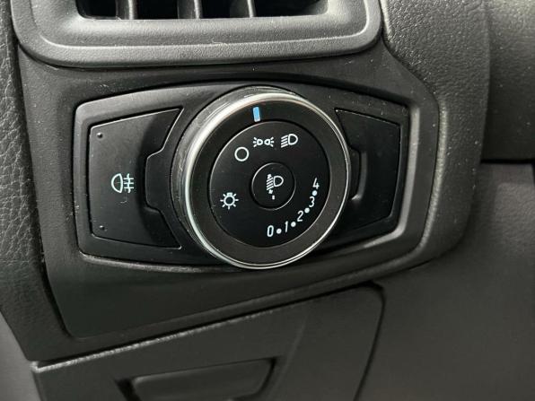 Ford Focus III Рестайлинг с пробегом 2017 года, цена 930 000 рублей, 122459 км, седан, Автокод Объявления