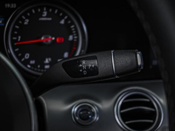Mercedes-Benz E-Класс V (W213 S213 C238) с пробегом 2019 года, цена 2 339 000 рублей, 196992 км, седан, Автокод Объявления