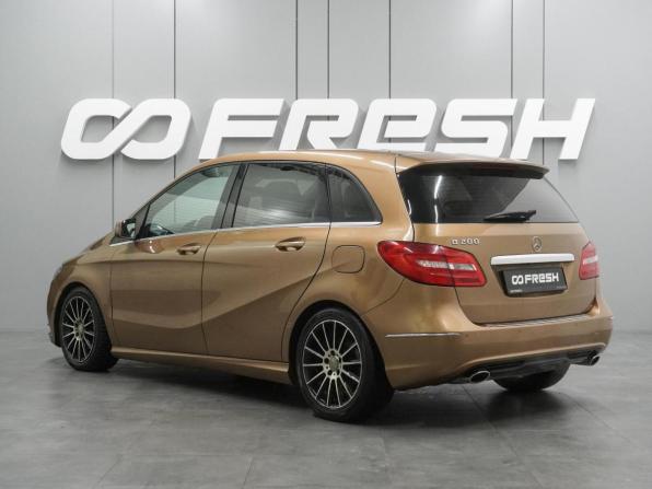 Mercedes-Benz B-Класс II (W246) с пробегом 2012 года, цена 990 000 рублей, 191558 км, хэтчбек, Автокод Объявления