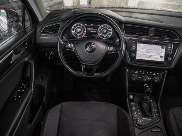 Volkswagen Tiguan II с пробегом 2017 года, цена 2 299 000 рублей, 123503 км, внедорожник, Автокод Объявления