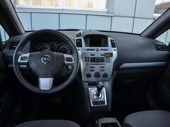 Opel Zafira B Рестайлинг с пробегом 2013 года, цена 850 000 рублей, 170724 км, компактвэн, Автокод Объявления
