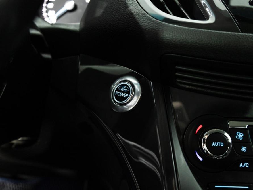 Ford Kuga II Санкт-Петербург  - изображение 17