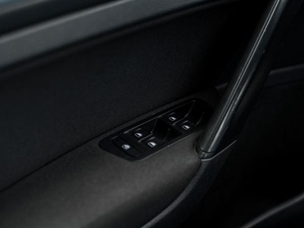 Volkswagen Golf VII с пробегом 2013 года, цена 812 000 рублей, 179347 км, хэтчбек, Автокод Объявления