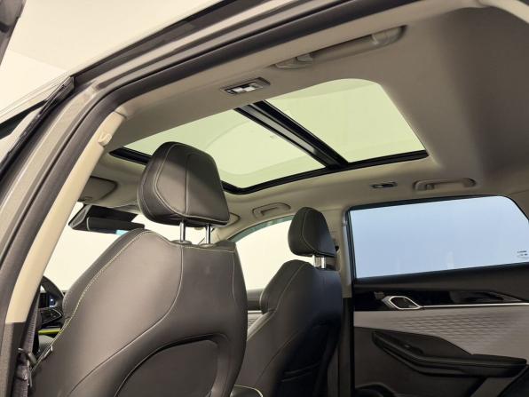 Geely Coolray I Рестайлинг с пробегом 2023 года, цена 2 100 000 рублей, 28853 км, внедорожник, Автокод Объявления