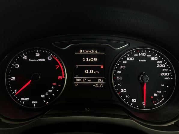 Audi A3 III (8V) Рестайлинг с пробегом 2016 года, цена 1 365 000 рублей, 100928 км, седан, Автокод Объявления