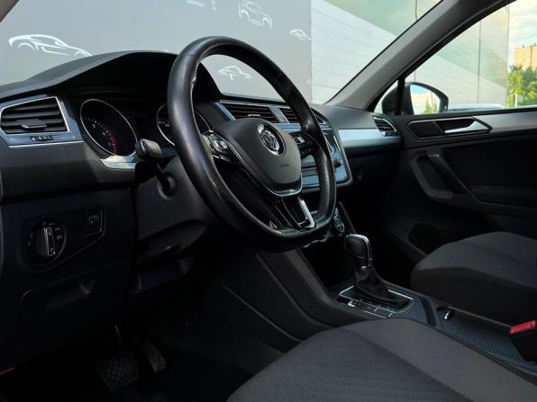 Volkswagen Tiguan II с пробегом 2017 года, цена 1 498 800 рублей, 219735 км, внедорожник, Автокод Объявления