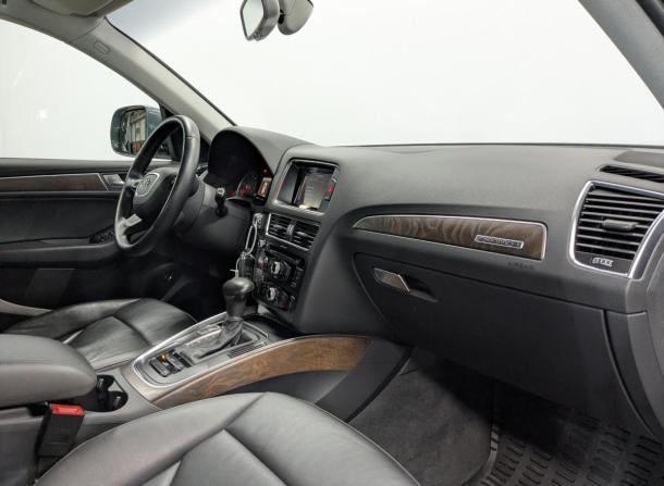 Audi Q5 I (8R) Рестайлинг с пробегом 2015 года, цена 2 890 000 рублей, 61048 км, внедорожник, Автокод Объявления